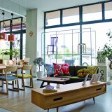 長く使い続けられる家具や雑貨　つくり手の想いを届ける仕事を